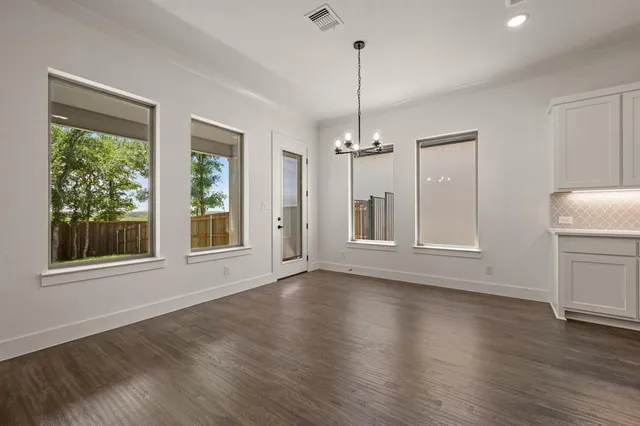 $489,900 | 203 Kingfisher Lane, Aledo, TX 76008