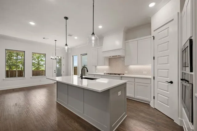 $489,900 | 203 Kingfisher Lane, Aledo, TX 76008