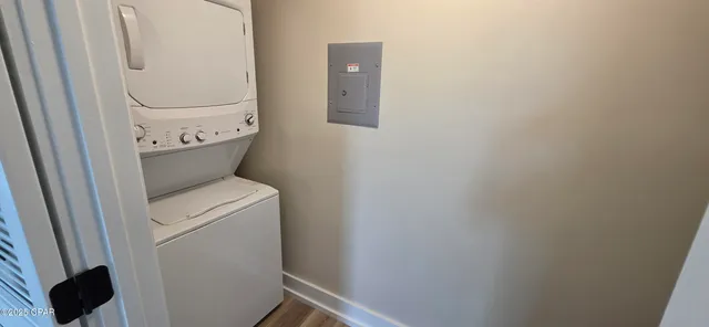 $2,350 | 180 Crane Street, Panama City Beach, FL 32413