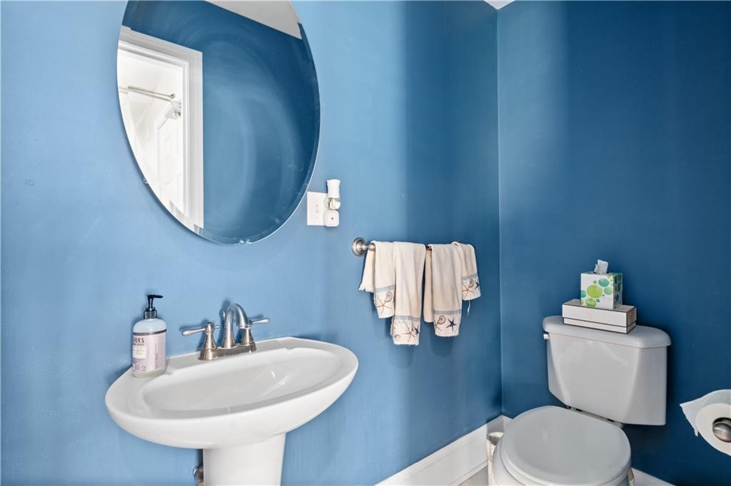 22 Stockholm Street, Unit 4 Newport, RI 02840 - Photo 21 of 35