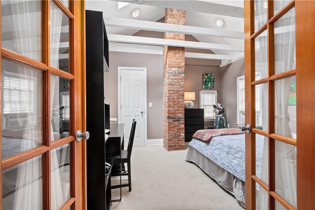 22 Stockholm Street, Unit 4 Newport, RI 02840 - Photo 4 of 35