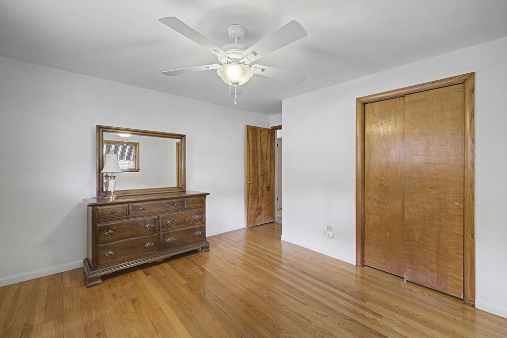 54 Portland Street Holyoke, MA 01040 - Photo 10 of 23