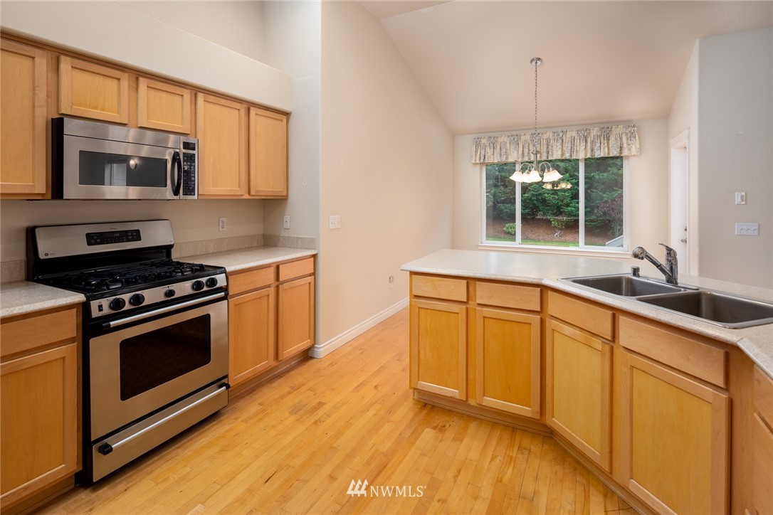 3920 Ruston Way Bellingham, WA 98226 - Photo 12 of 25 Gallery Image 12