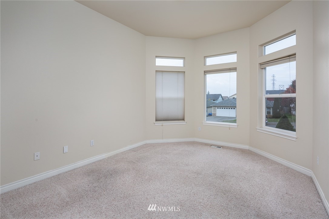 3920 Ruston Way Bellingham, WA 98226 - Photo 7 of 25 Gallery Image 7