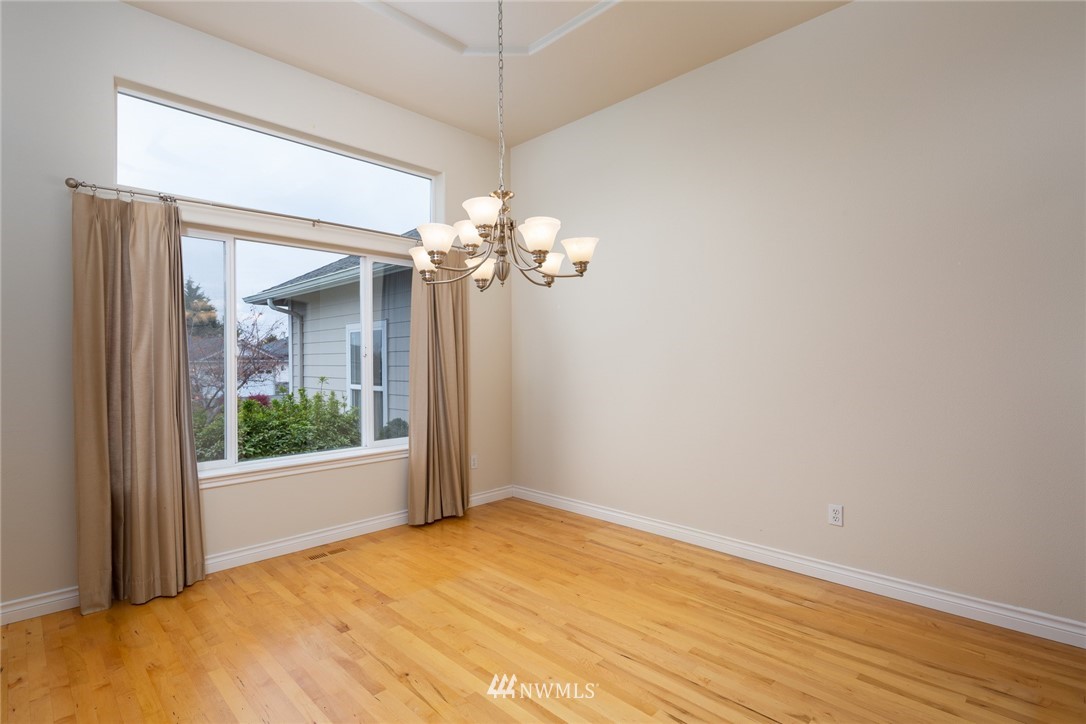 3920 Ruston Way Bellingham, WA 98226 - Photo 8 of 25 Gallery Image 8