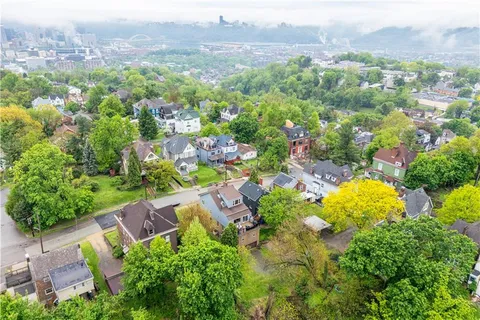 $279,900 | 335 Lafayette Avenue, Pittsburgh, PA 15214