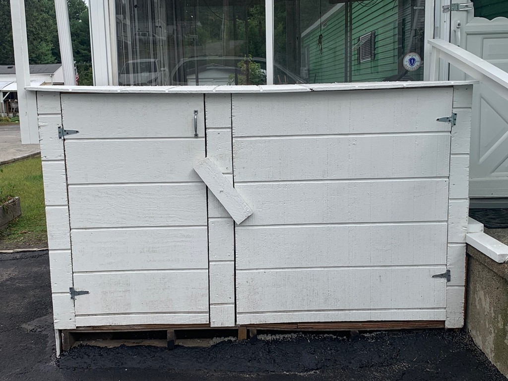 83 Clark Road, Unit 65 Shirley, MA 01464 - Photo 6 of 15 a view of small space with white walls
