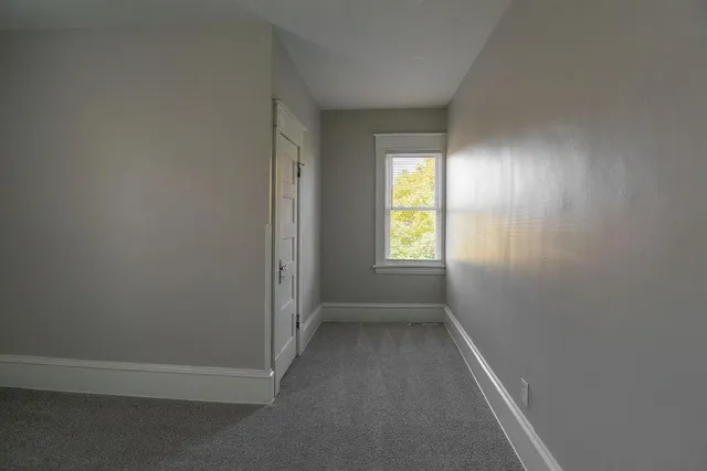 $3,299 | 1606 Concordia Avenue, St. Paul, MN 55104