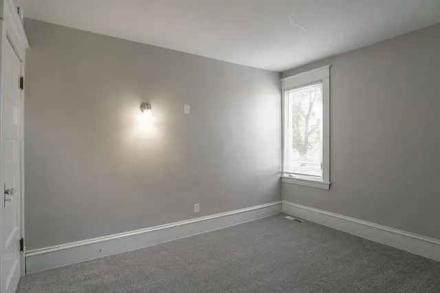 $3,299 | 1606 Concordia Avenue, St. Paul, MN 55104