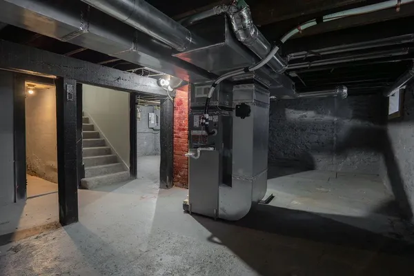 $3,299 | 1606 Concordia Avenue, St. Paul, MN 55104