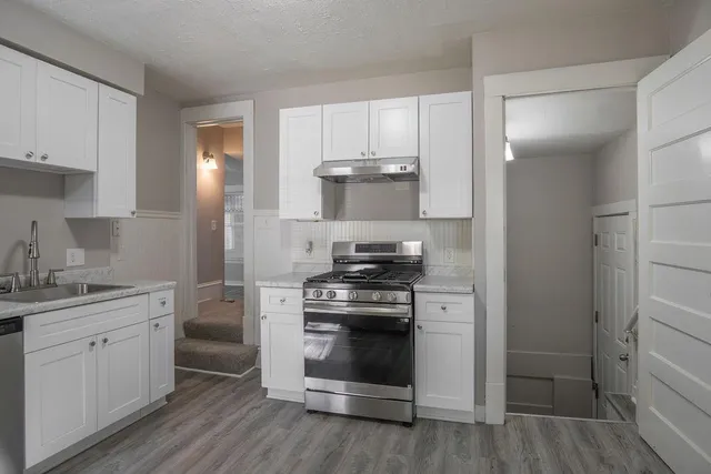 $3,299 | 1606 Concordia Avenue, St. Paul, MN 55104