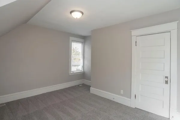 $3,299 | 1606 Concordia Avenue, St. Paul, MN 55104