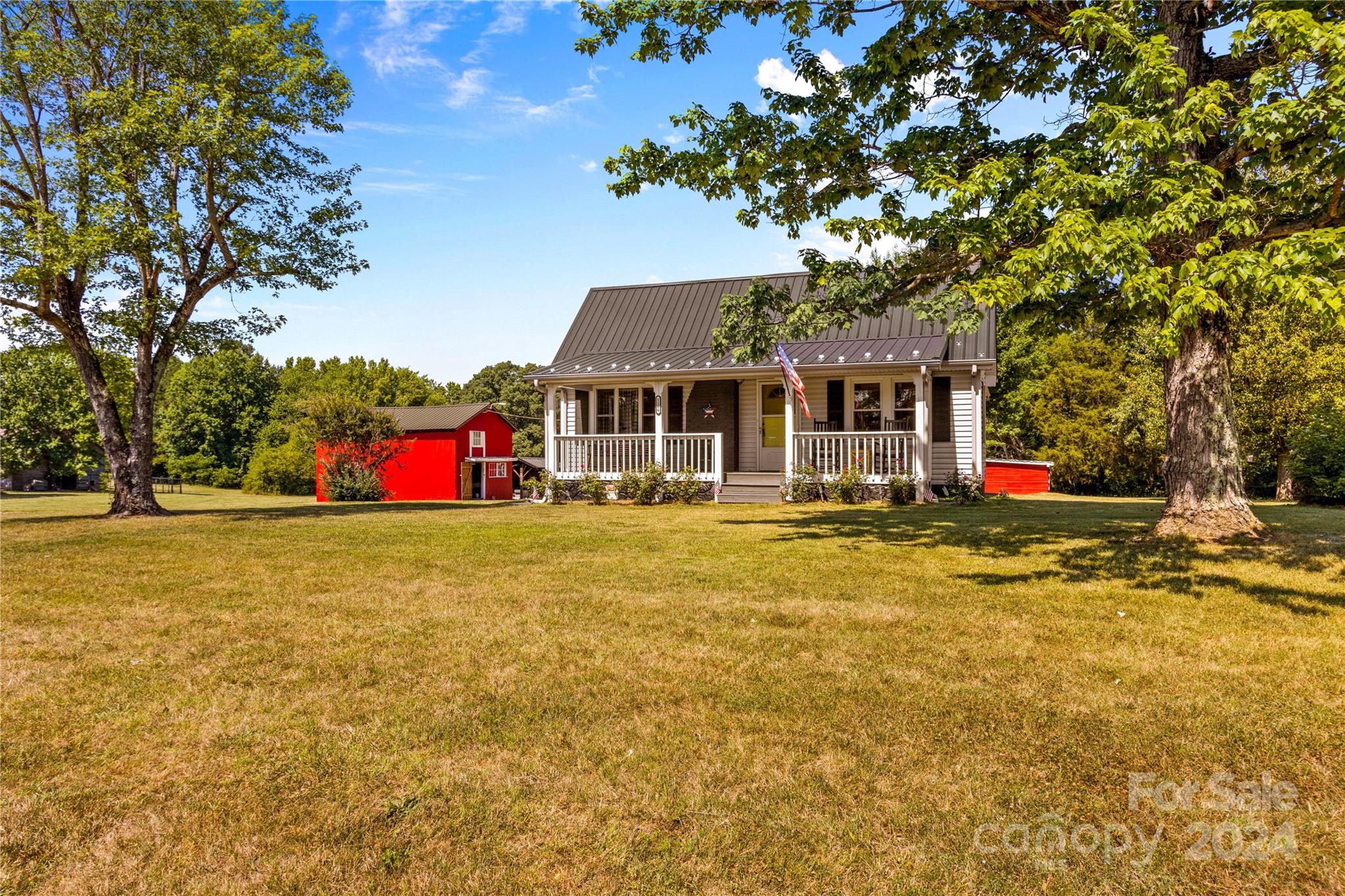1106 East Memorial Hwy  