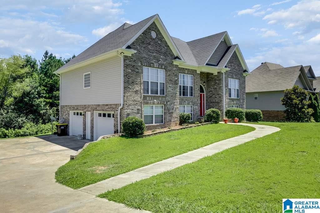 790 Ridgefield Way Odenville, AL 35120 - Photo 1 of 22