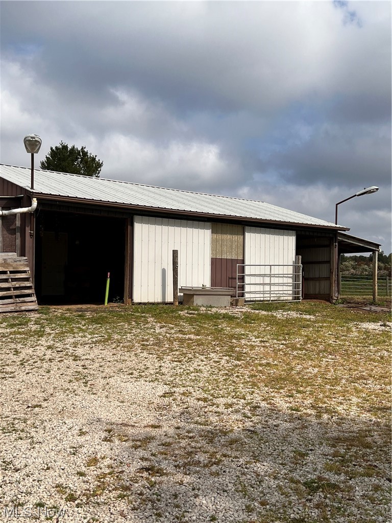 5435 Columbia Road Medina, OH 44256 - Photo 19 of 30 View of stable