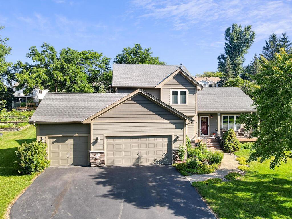 1119 Ridge Bluff Drive Chaska, MN 55318 - Photo 1 of 1 Gallery Image 1