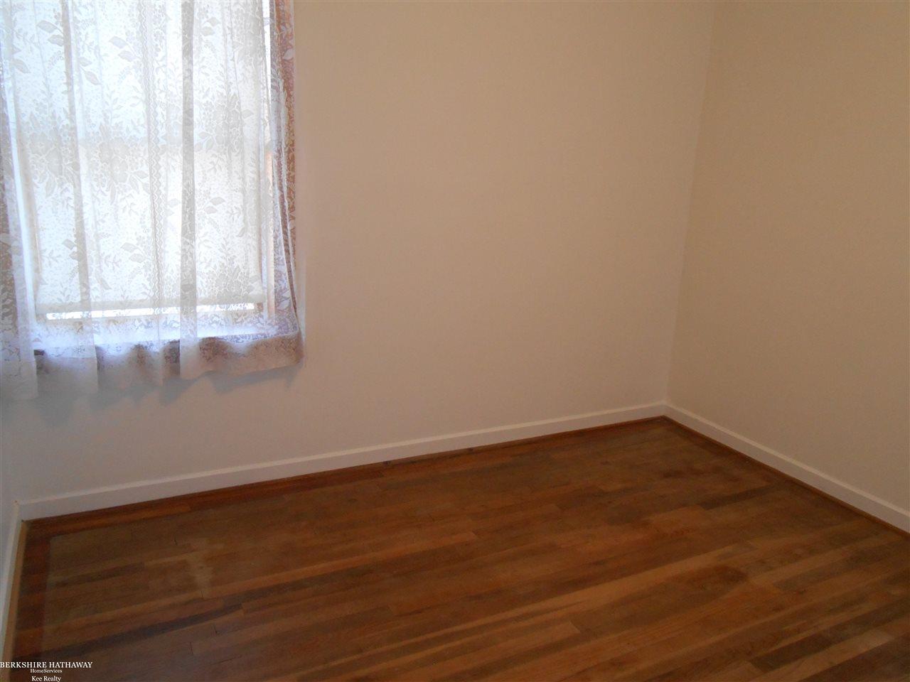 62800 New Haven Road Ray, MI 48096 - Photo 33 of 36 Bedroom #2