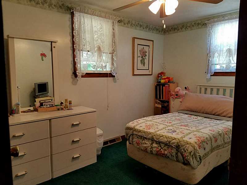 57 Old North Road Coventry, RI 02816 - Photo 9 of 23 Bedroom.