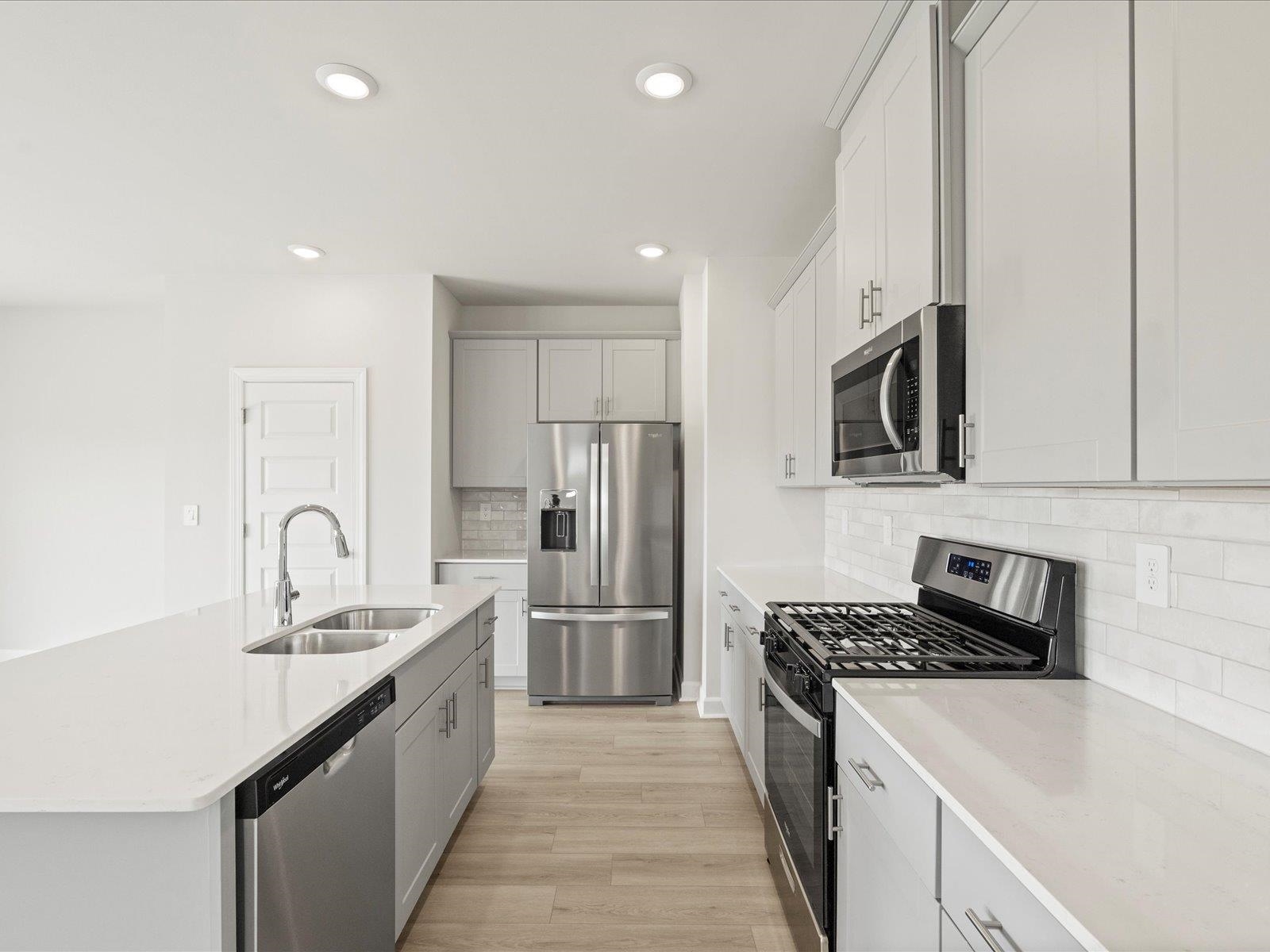 403 Shortleaf Lane Pendleton, SC 29670 - Photo 8 of 37