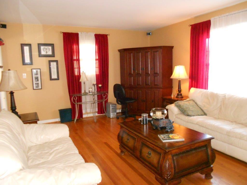 5620 Castle Rock Road Roanoke, VA 24018 - Photo 4 of 26 DSCN3202
