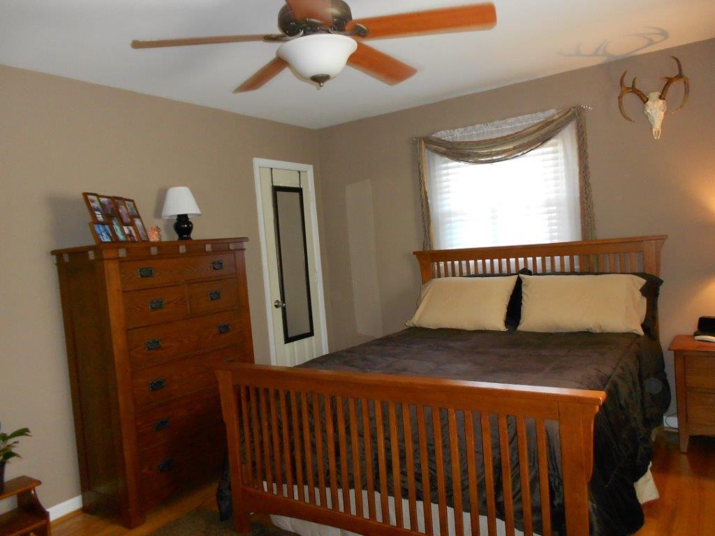 5620 Castle Rock Road Roanoke, VA 24018 - Photo 10 of 26 DSCN3215