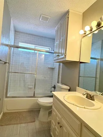 $2,800 | 4321 Duck Pond Lane, Rowlett, TX 75088