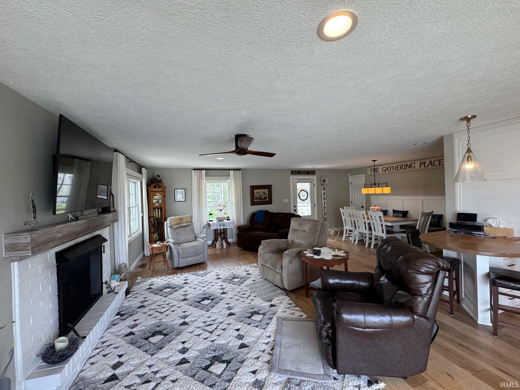 2516 Park Place Rochester, IN 46975 - Photo 4 of 27