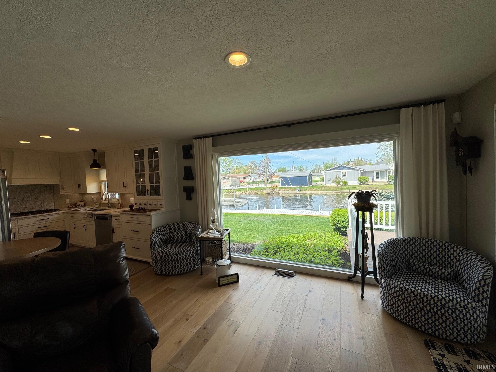 2516 Park Place Rochester, IN 46975 - Photo 5 of 27