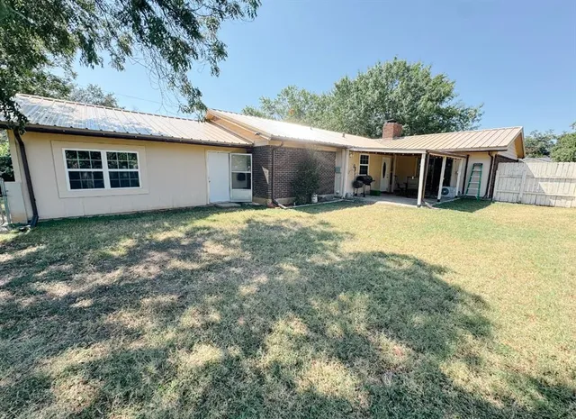$248,500 | 2404 13th Street, Brownwood, TX 76801