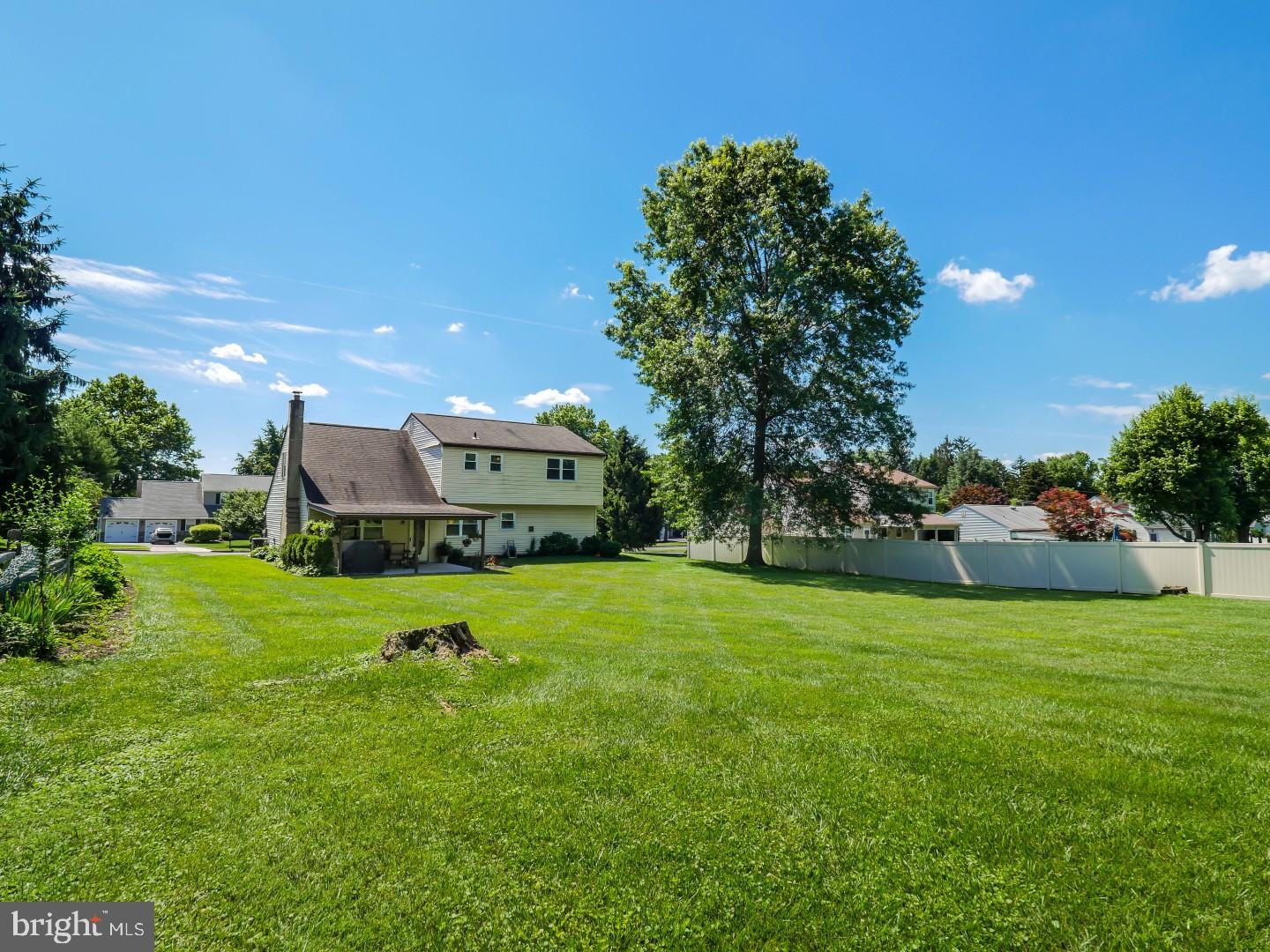 1230 Orchid Road Warminster, PA 18974 - Photo 23 of 25 View in Back