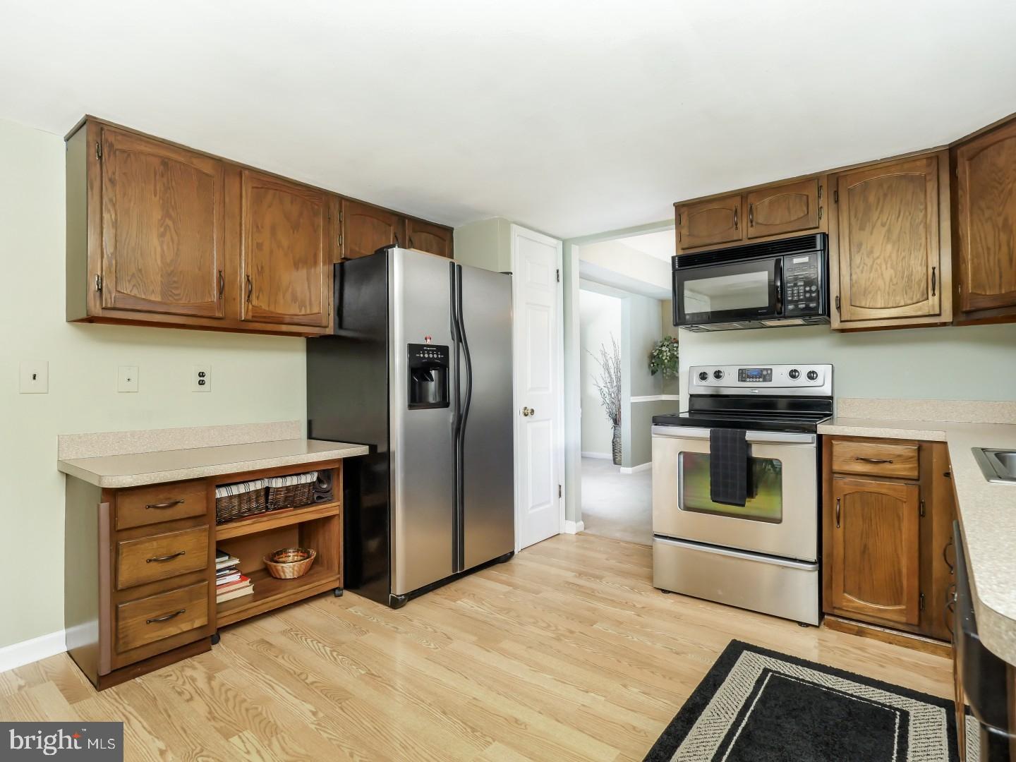 1230 Orchid Road Warminster, PA 18974 - Photo 8 of 25 Kitchen
