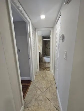 $1,700 | 4121 Stirling Road, Unit 205, Davie, FL 33314