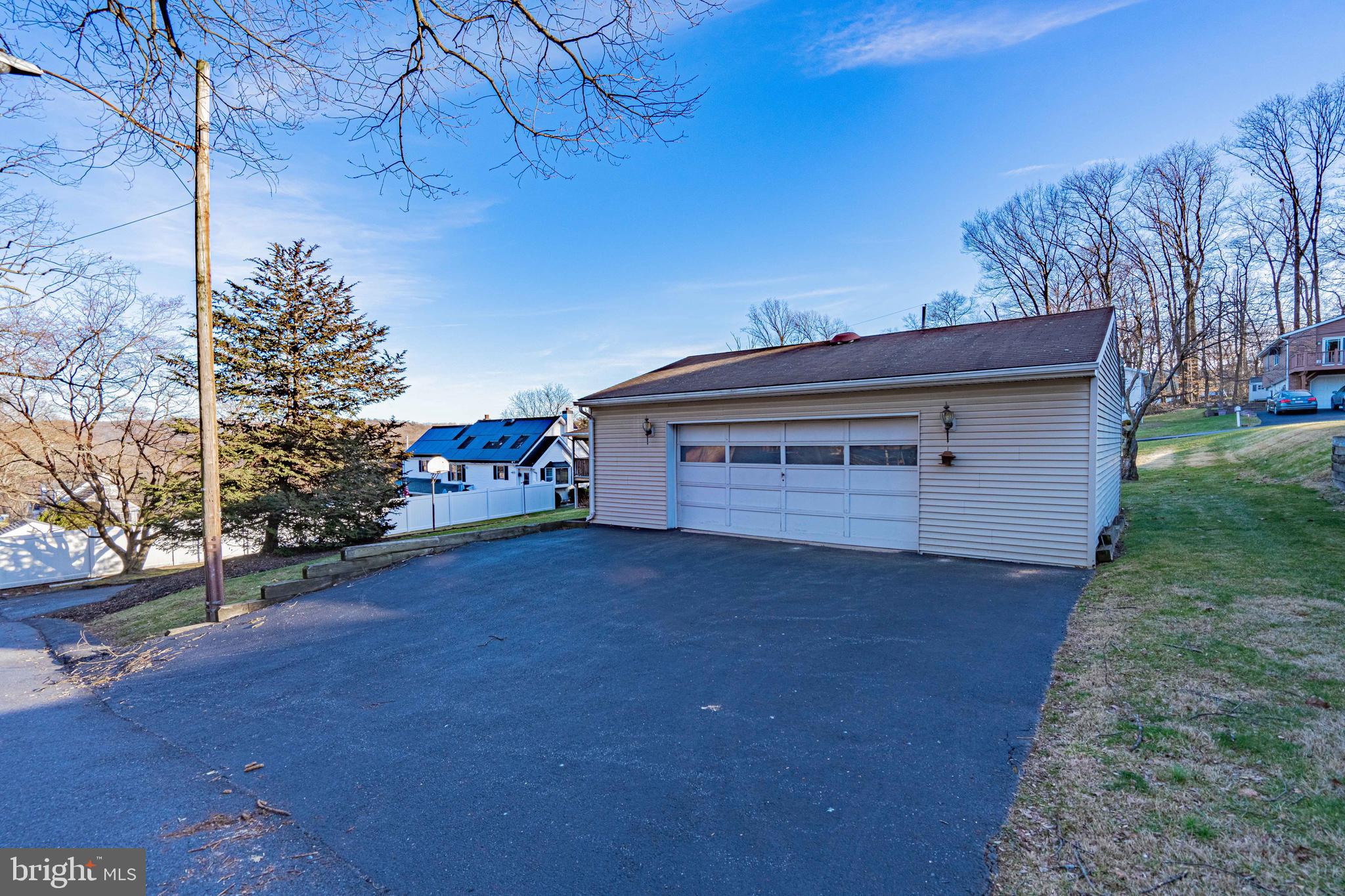 1761 Ritter Street Bethlehem, PA 18015 - Photo 42 of 47 Gallery Image 42