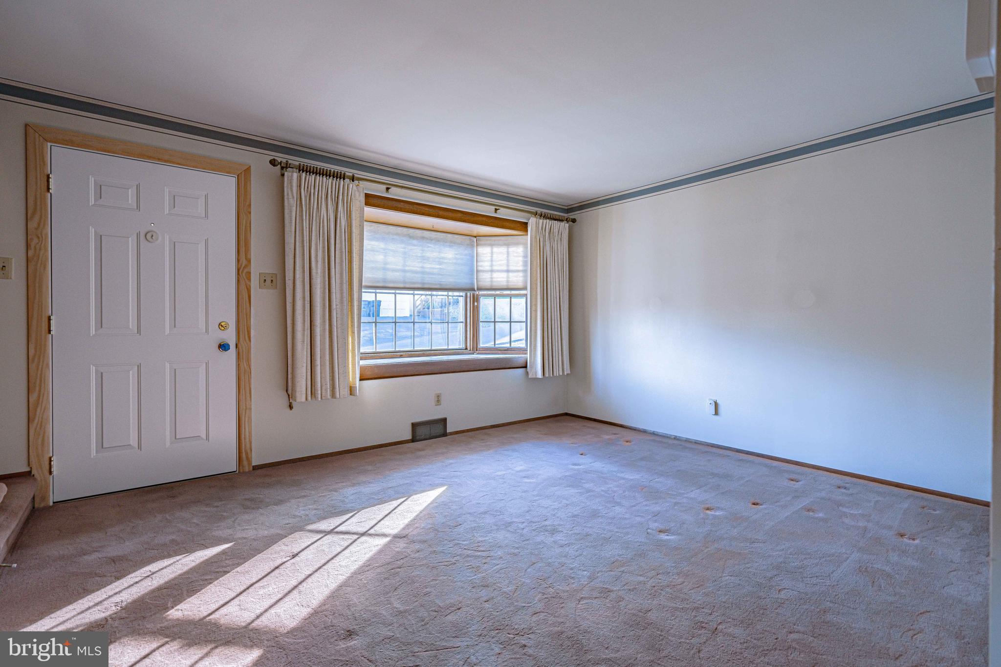 1761 Ritter Street Bethlehem, PA 18015 - Photo 10 of 47 Gallery Image 10