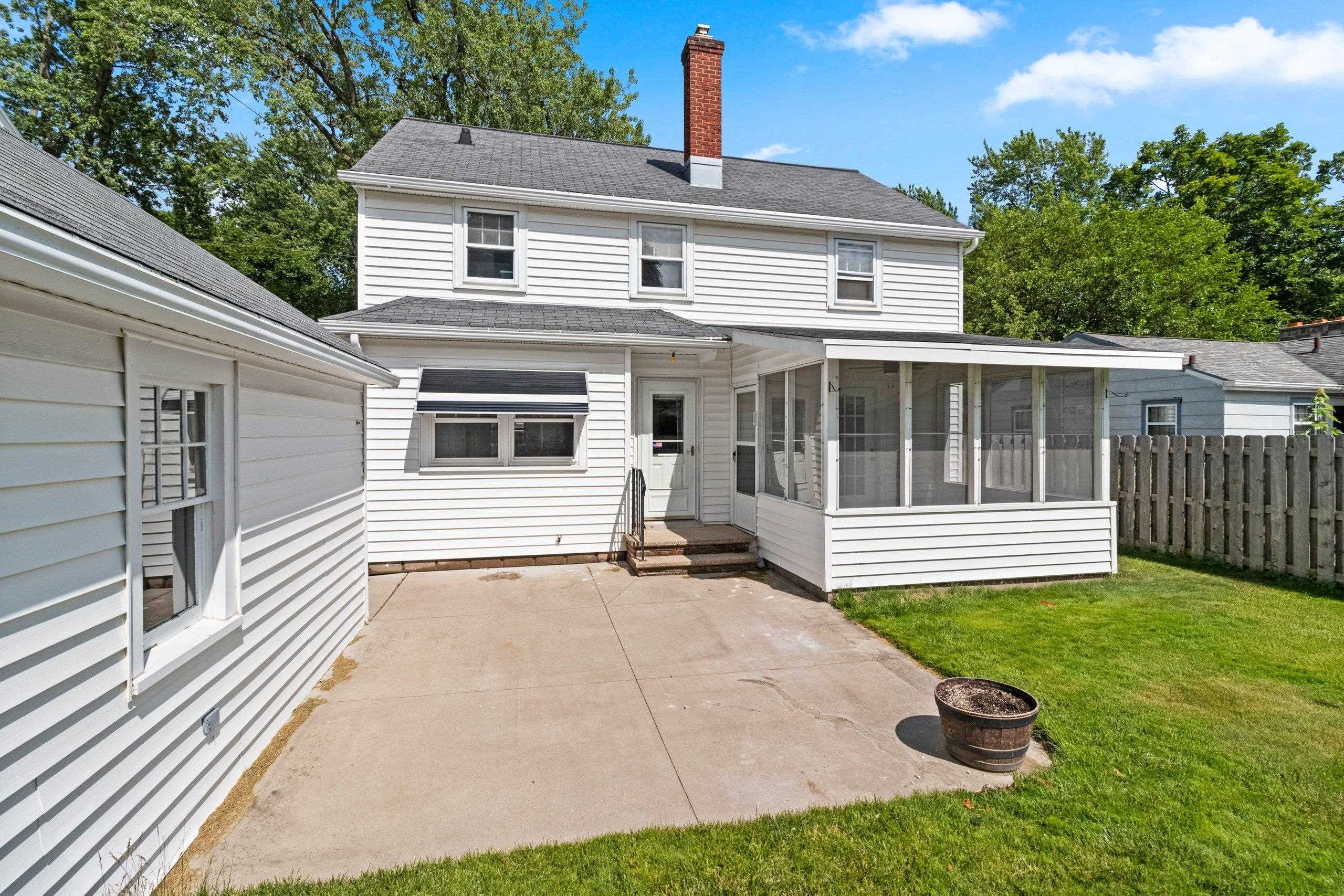 1727 North Clark Street Appleton, WI 54911 - Photo 13 of 42