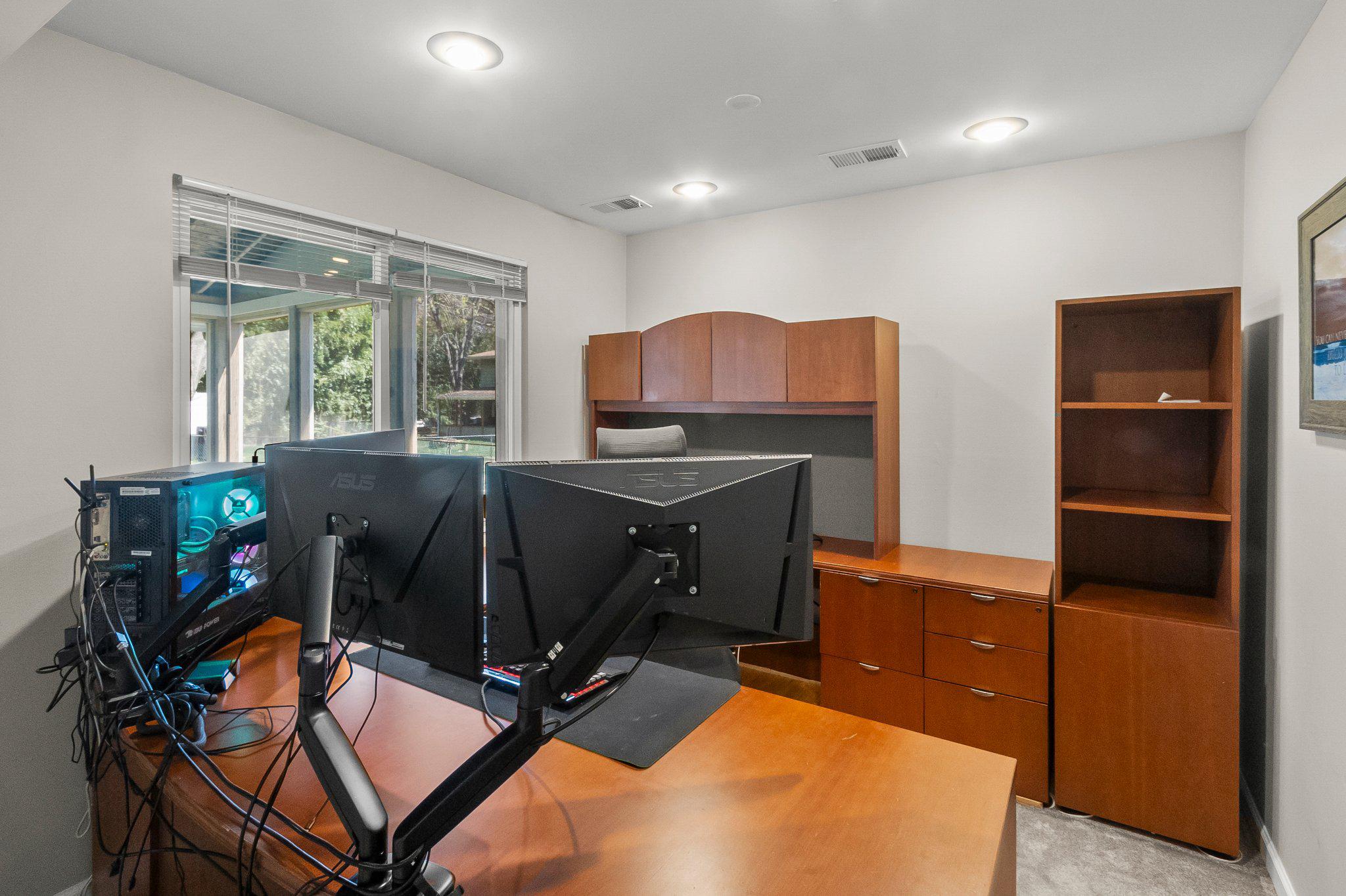 8 Slates End Newark, DE 19702 - Photo 38 of 54 Office/Bedroom on First Floor