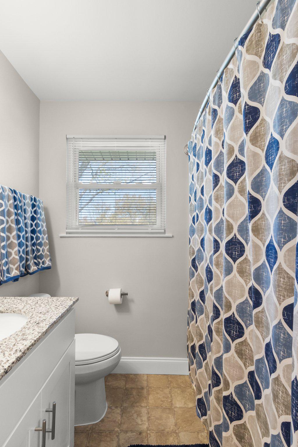 8 Slates End Newark, DE 19702 - Photo 45 of 54 a bathroom with a granite countertop sink toilet and shower