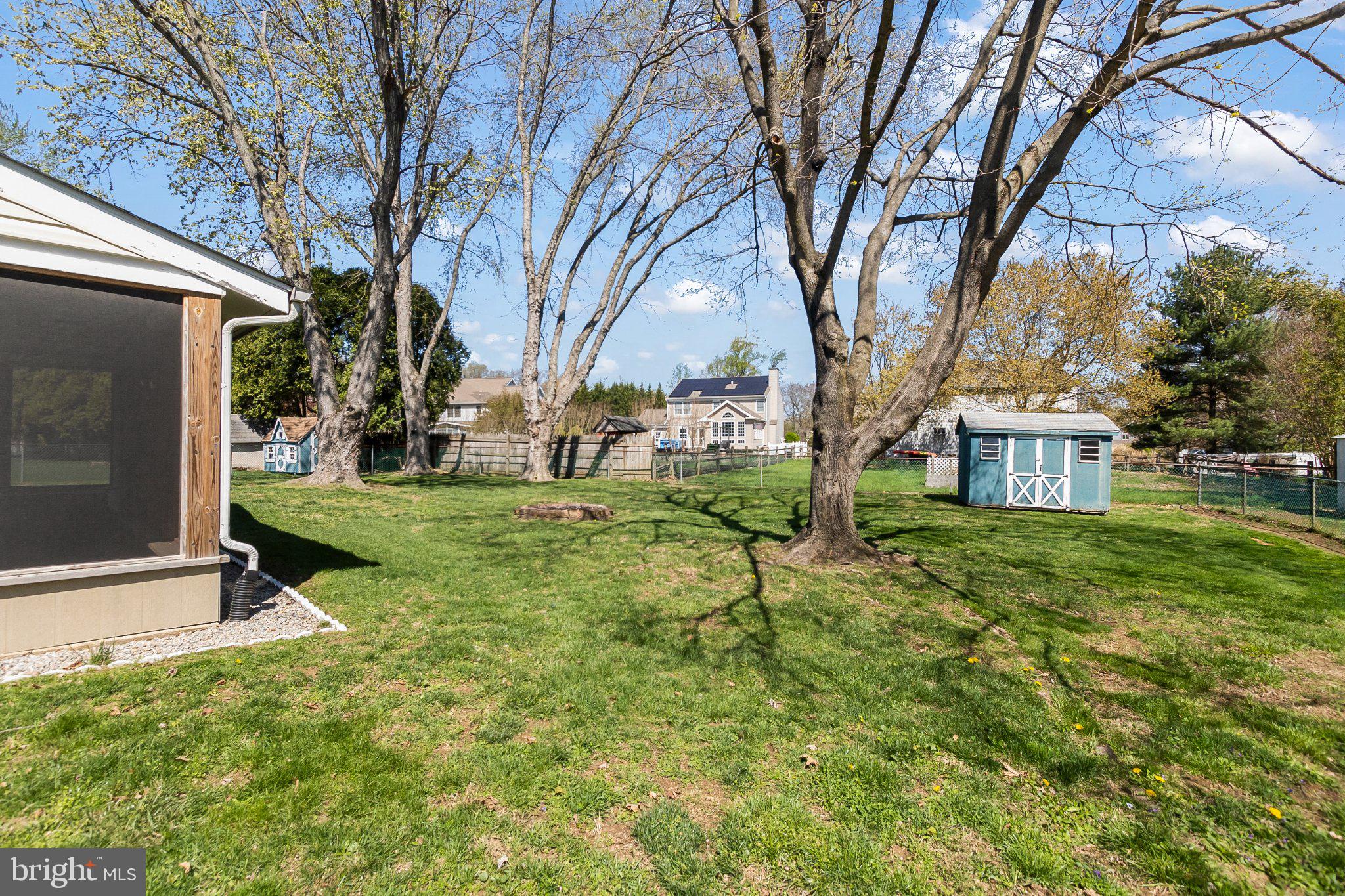 8 Slates End Newark, DE 19702 - Photo 5 of 54 a view of a house with a yard