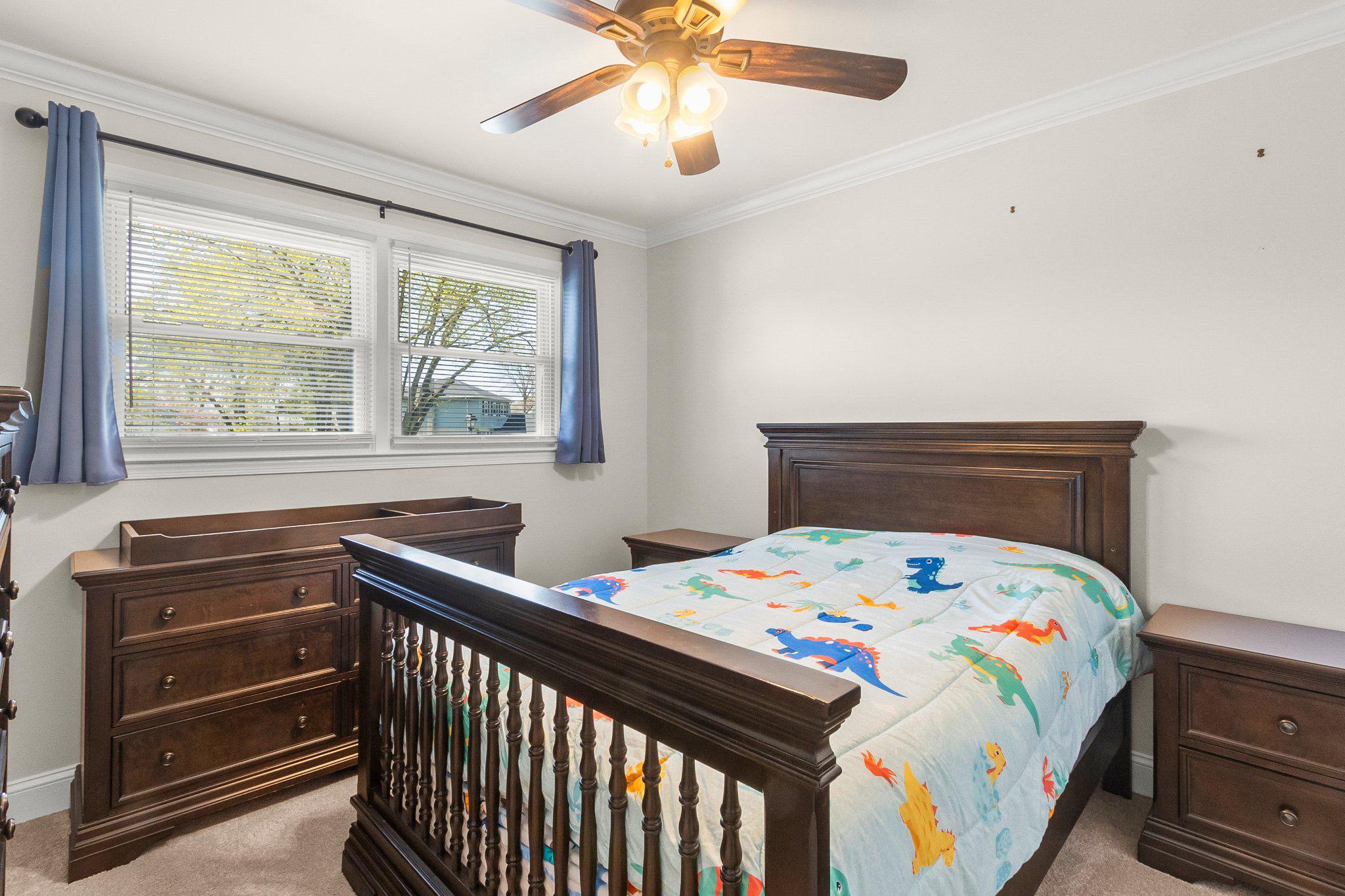 8 Slates End Newark, DE 19702 - Photo 53 of 54 a bedroom with a bed and a window