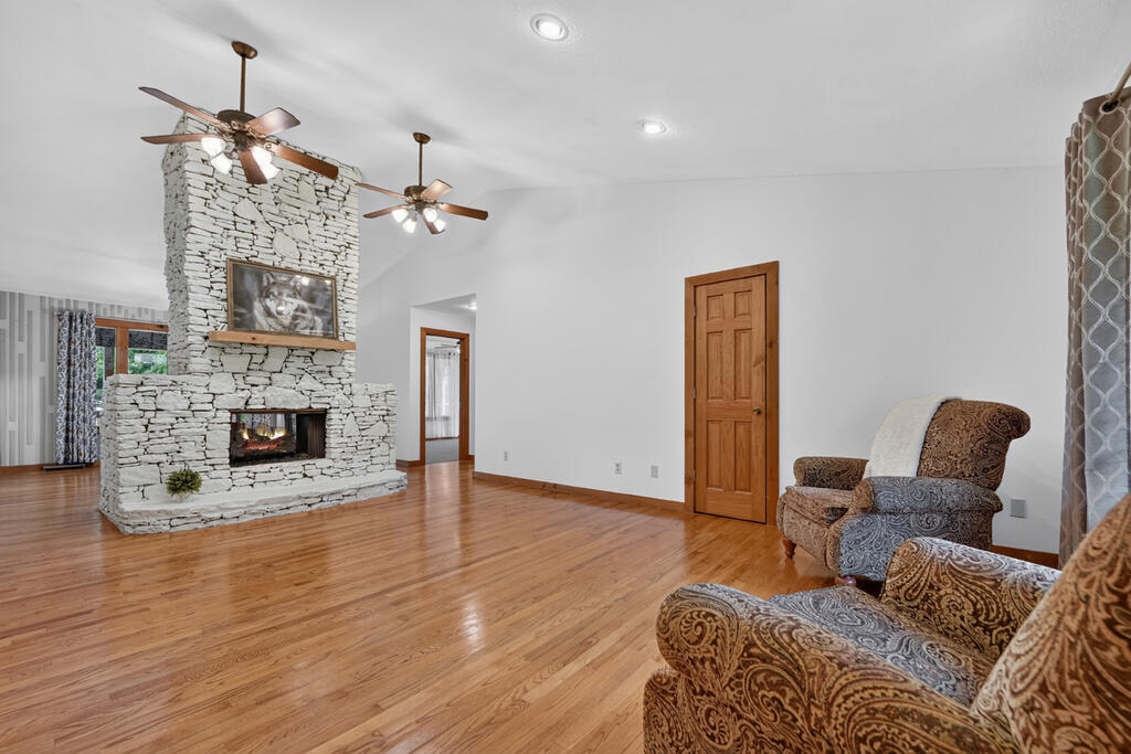 1792 Wolfcreek Road Murphy, NC 28906 - Photo 18 of 61 Gallery Image 18