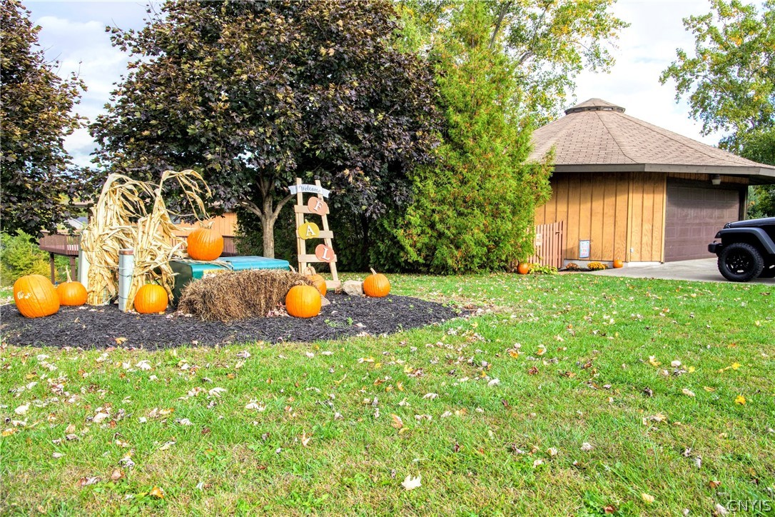 27 Skyline Drive Scriba, NY 13126 - Photo 18 of 26