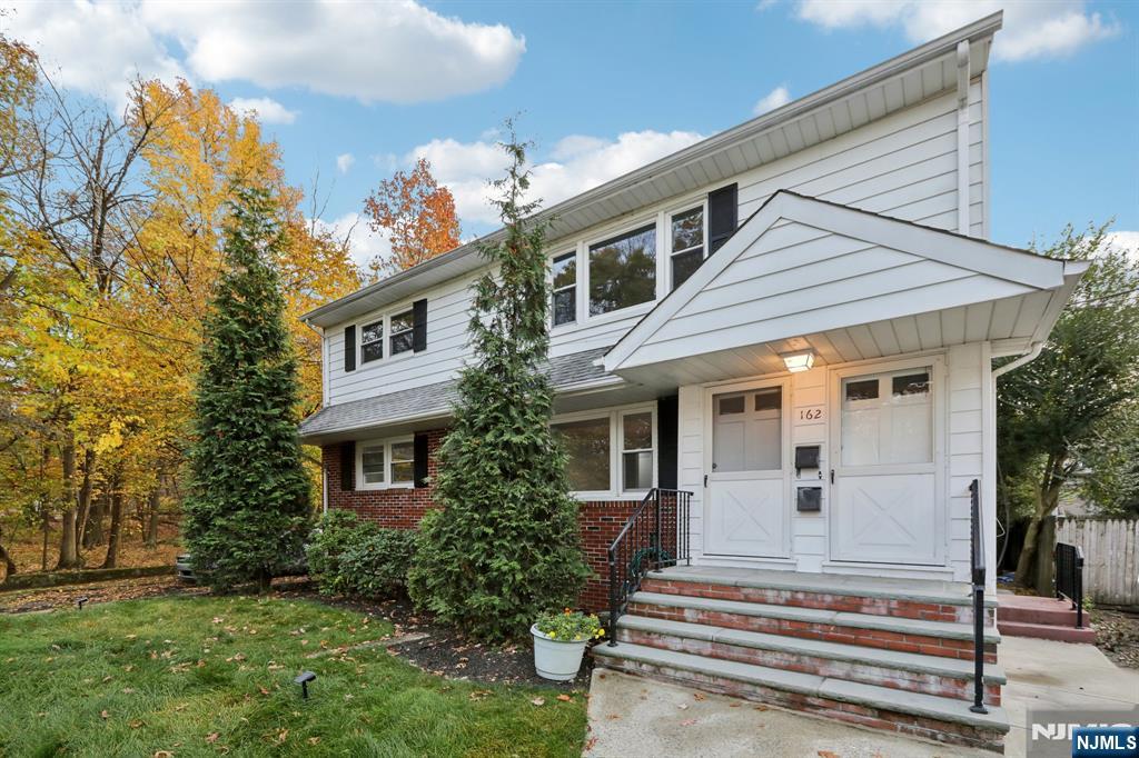 162 East Fairmount Avenue Maywood, NJ 07607 - Photo 3 of 42