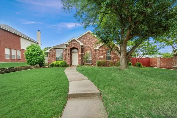 $2,895 | 2912 Loftsmoor Lane, Plano, TX 75025