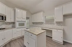 $2,895 | 2912 Loftsmoor Lane, Plano, TX 75025