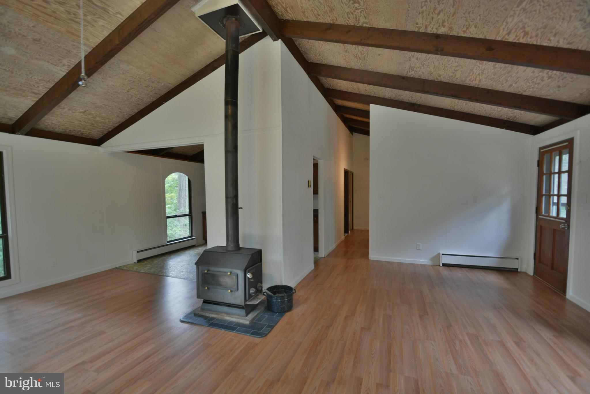9370 Mountjoy Road Marshall, VA 20115 - Photo 14 of 23 Family Room