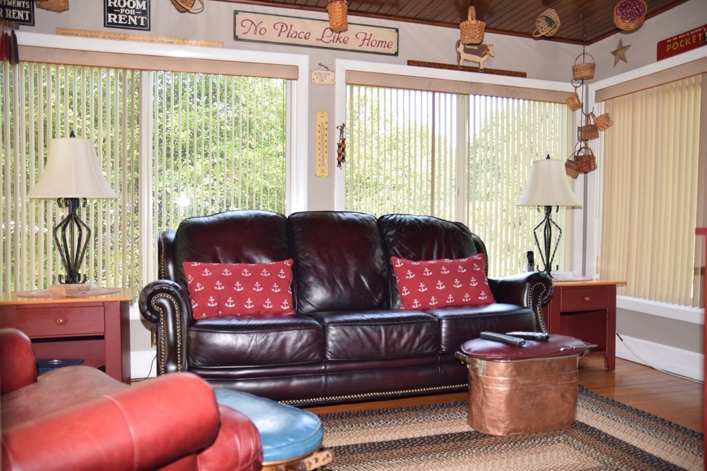 80 Chickering Road Dedham, MA 02026 - Photo 8 of 22 Gallery Image 8