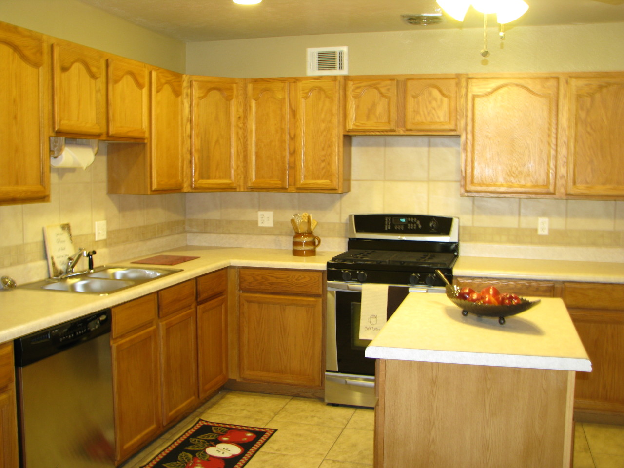 3456 West Ocotillo Road Phoenix, AZ 85017 - Photo 7 of 18 kitchen