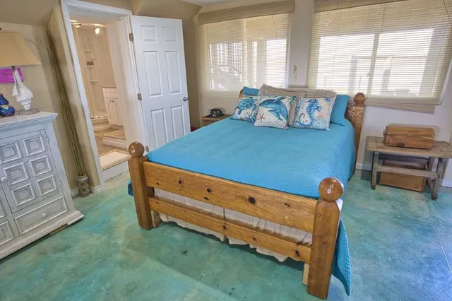 $549,862 | 2061 County Road 230, Sargent, TX 77414