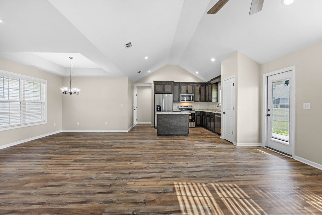 4448 White Water Road Valdosta, GA 31601 - Photo 12 of 43 Gallery Image 12