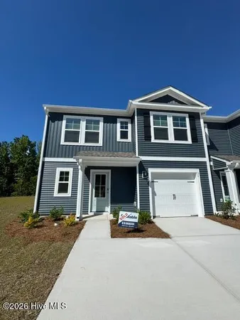 $2,500 | 26 Cashmere Court, Unit 4, Wilmington, NC 28411